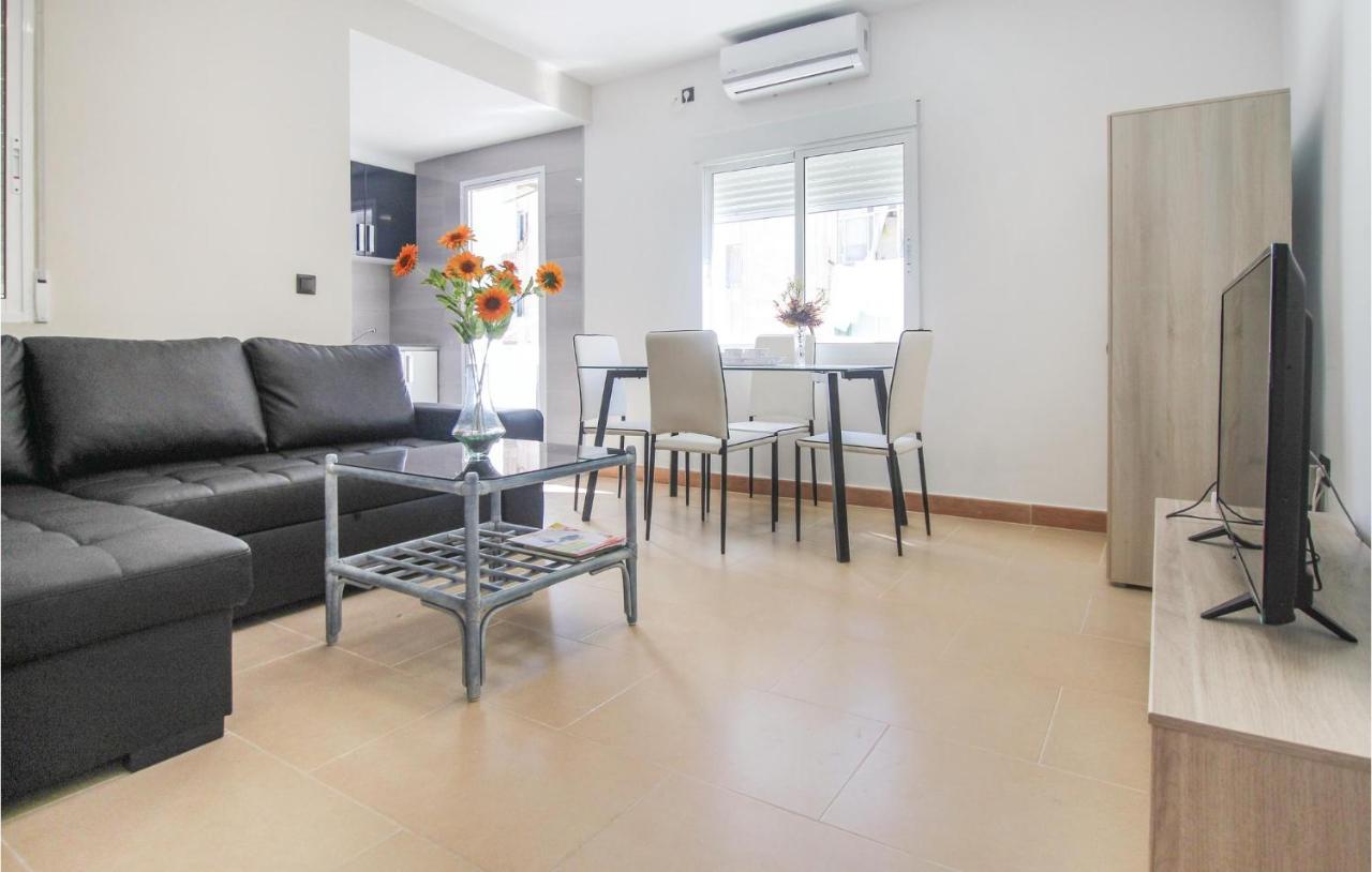 3 Bedroom Gorgeous Apartment In Alicante Eksteriør billede