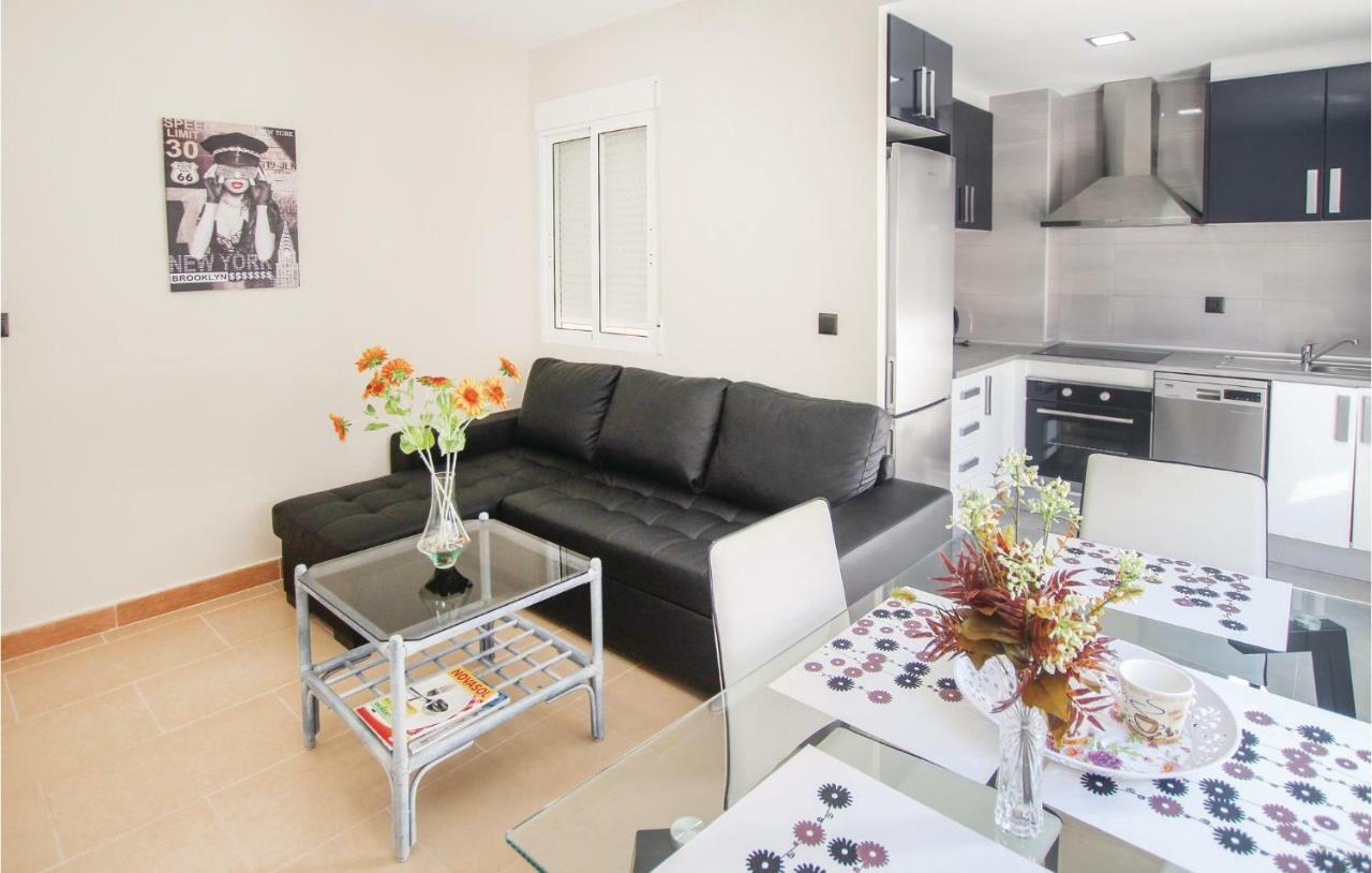 3 Bedroom Gorgeous Apartment In Alicante Eksteriør billede
